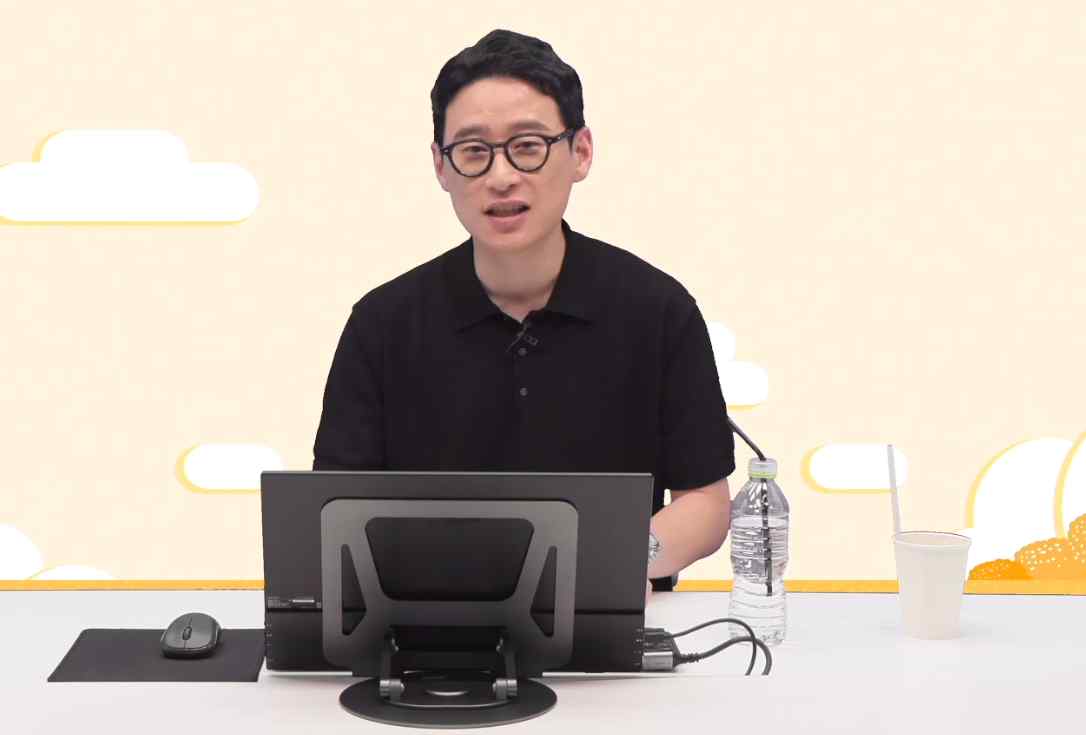 김창섭 디렉터 신규 컨텐츠 소개 화면